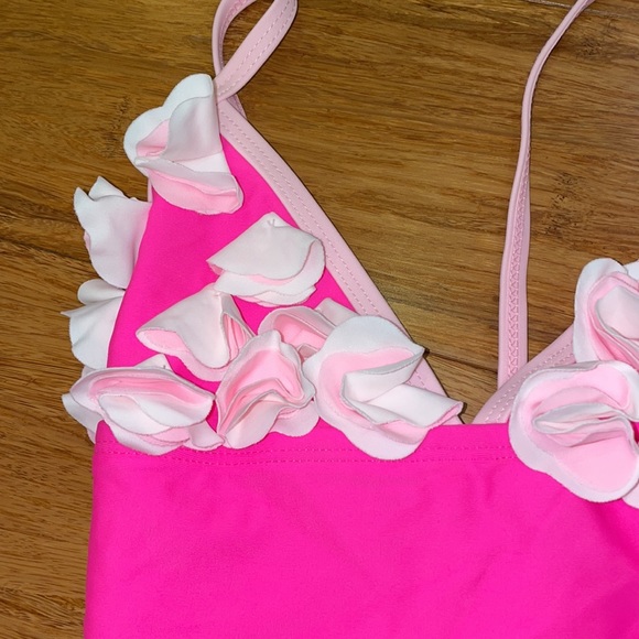 NWOT Floatimini girls Skirted one piece bathing suit with flower Applique 6x. - Picture 2 of 6